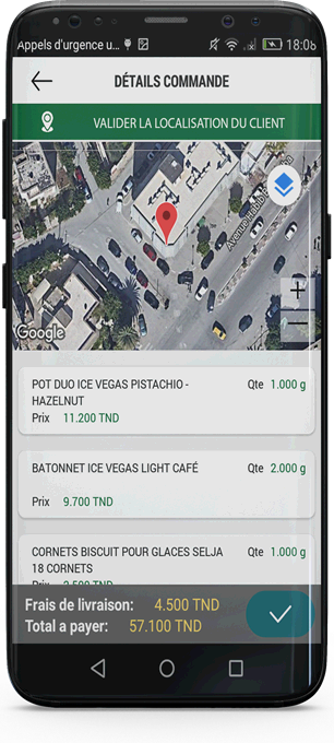 L'écran « Détails commande » de Smart DELIVERY sur smartphone : le bandeau vert « Valider la localisation du client », une carte satellite marquée d'un repère sur l'adresse, trois articles de la commande avec leur quantité et leur prix en dinars, puis les frais de livraison et le total à payer.