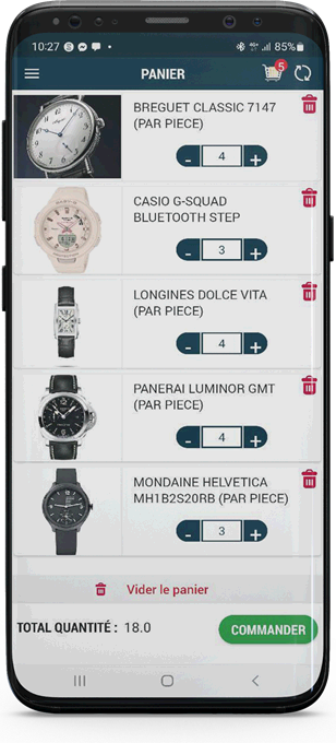 Le panier de Smart ORDER sur smartphone : cinq articles avec leur photo, leur quantité réglable, la quantité totale et le bouton de commande.